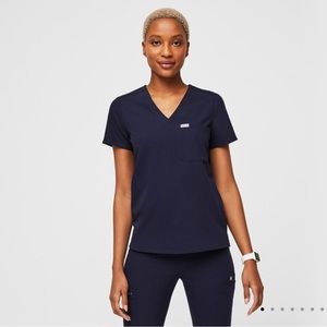 Figs Navy Catarina One-Pocket Scrub Top
